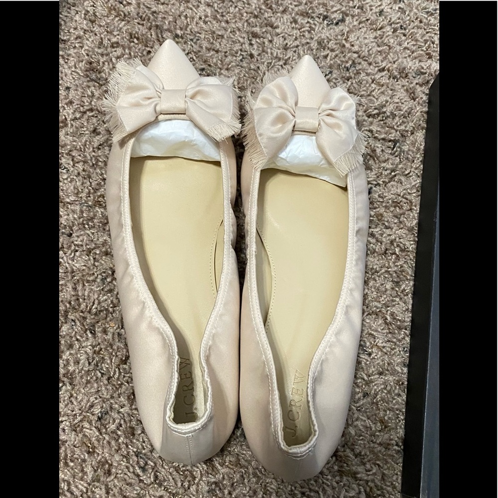 NIB J. Crew Lottie frayed-bow flats in satin- Faded Blossom size 12M
